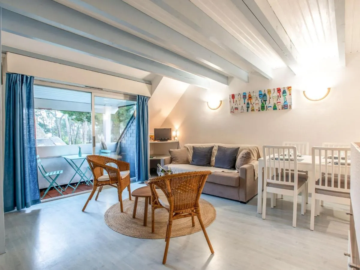 Apartment Les Pins-3 By Interhome Carnac
